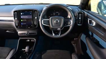 Салон Volvo C40